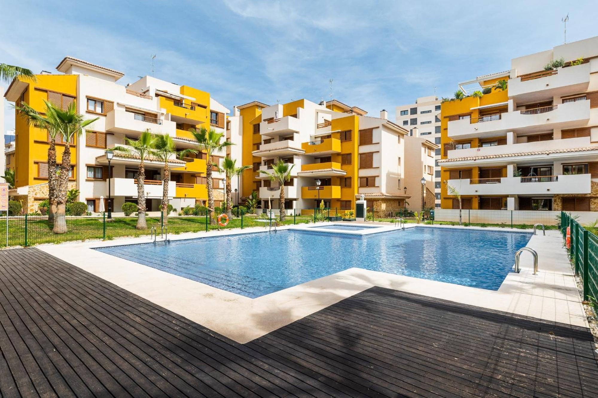 Tornado Apartamento Sunrise Торрев'єха Екстер'єр фото